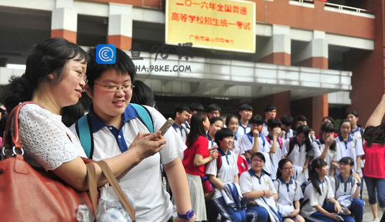 符合双减吗？初高中生正月初八就开学