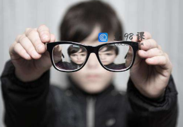 高考眼睛近视有哪些专业不能报？哪些专业不要近视眼？